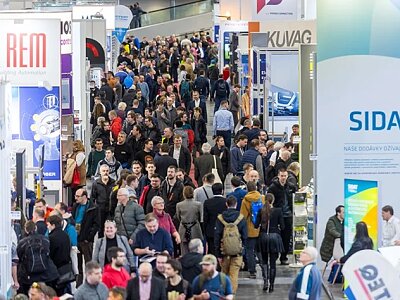 AMPER 2026 nabídne víc než kdy dřív: velcí hráči zpět, nové tematické zóny a odborné konference